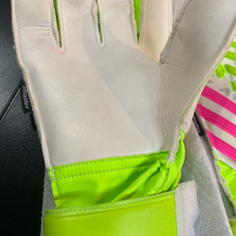 Adidas Predator Neon Goalkeeper Gloves
